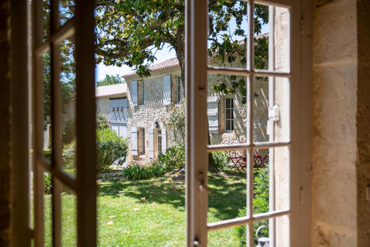 Maison Le Sepe - Vignoble Bio Et Maison D'Hotes Сент-Радгонд Экстерьер фото