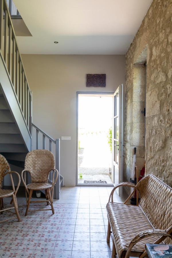 Maison Le Sepe - Vignoble Bio Et Maison D'Hotes Сент-Радгонд Экстерьер фото